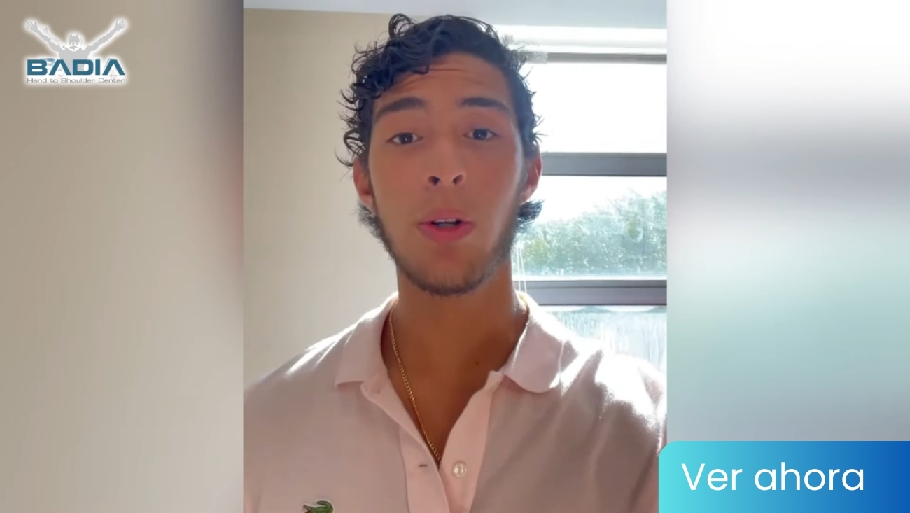 Jugador De Tennis Se Recupera Después De Lesion De Ligamentos En La Muñeca