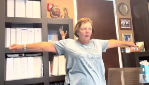 patient had both her shoulders replaced