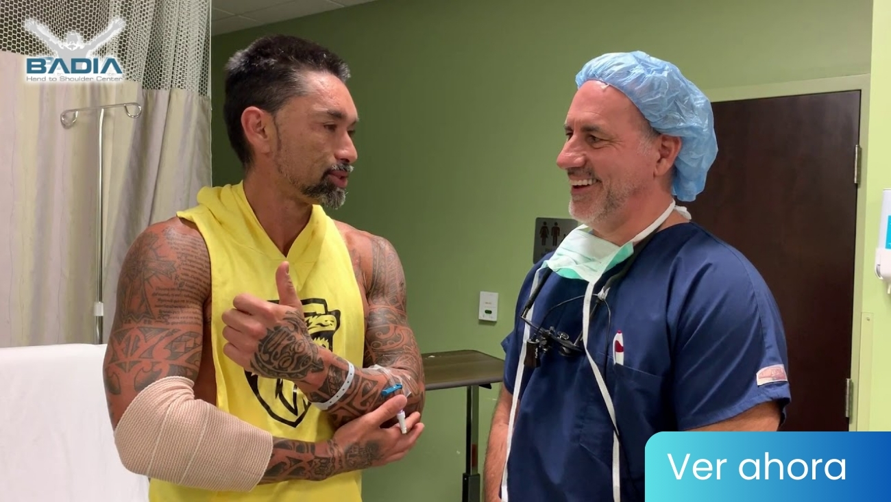 El ex tenista chileno numero 1 del mundo Marcelo Rios fue operado en los codos por el Dr. Badia