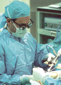 Screen Shot 2023-08-04 at 3.22.34 PM Dr.Badia performing a carpal tunnel release