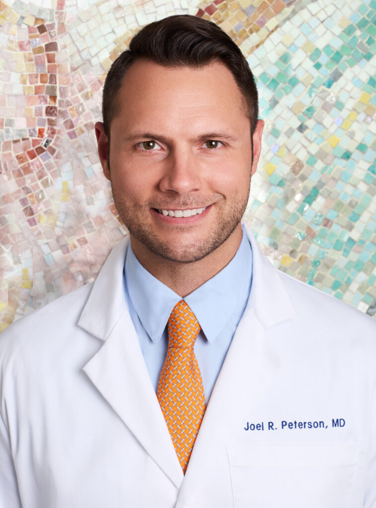 Head shot of Dr.Joel Peterson