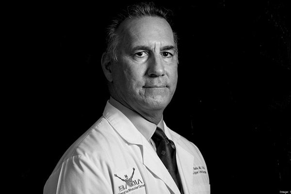 Dr. Badia - Profile photos